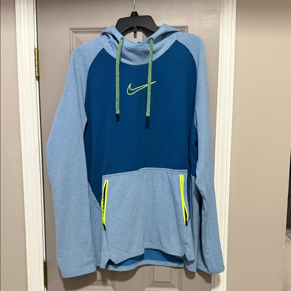 Nike Men's Blue and Light Blue Hoodie with Lime Green Swoosh: Therma-Fit
